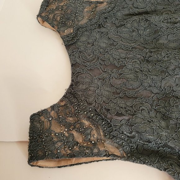 Lauren Ralph Lauren Evening Lace Dress w Beading Grey Size 14 Cocktail Halter - Picture 7 of 11